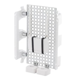 SE Корпус встр. City9 Box IT 3 ряда 36мод. 2 розетки с бел. дверцей (EZ9E312P2FIT)