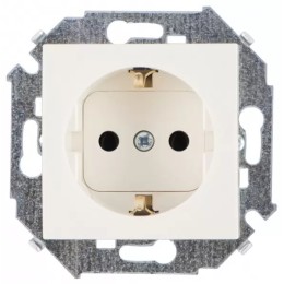 Simon15 Беж. Розетка с/з 16А винт.заж.